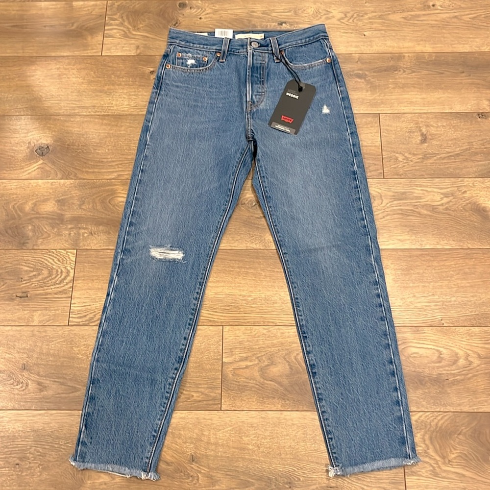 Levi's Wedgie Jeans High Rise Distressed Womens Size 26 NWT